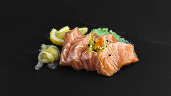 Sashimi su lašiša